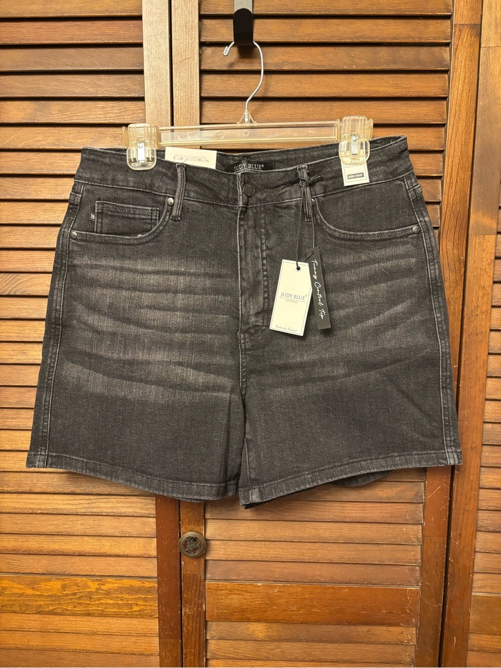 NWT Judy Blue•Washed Black•High Waist / Tummy Control Shorts - 1XL